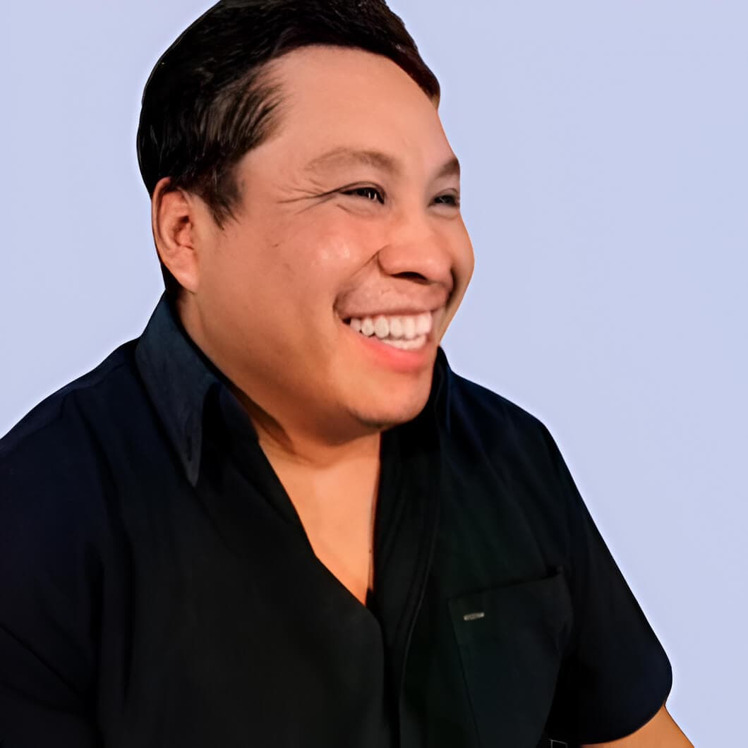 Smiling customer photo